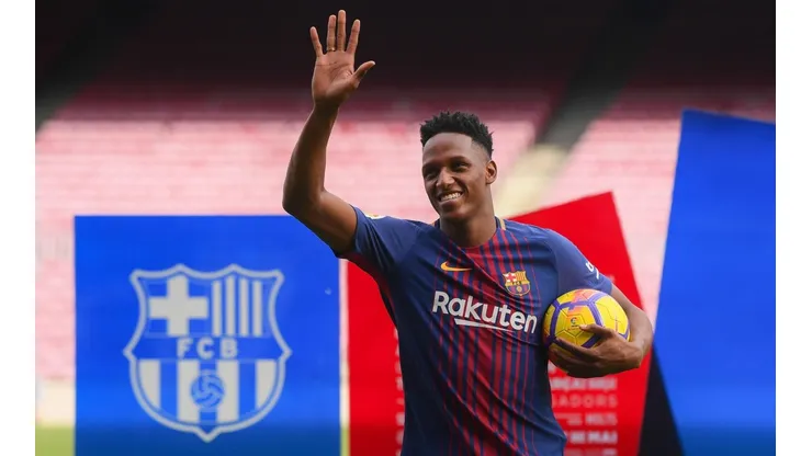 El adiós de Mascherano y la lesión de Vermaelen le abrieron las puertas al debut de Yerry Mina en Barcelona