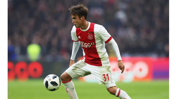 Nicolás Tagliafico la rompió en el clásico holandés.