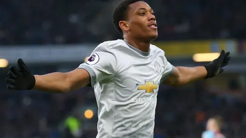 Martial y un golazo ante Manchester United