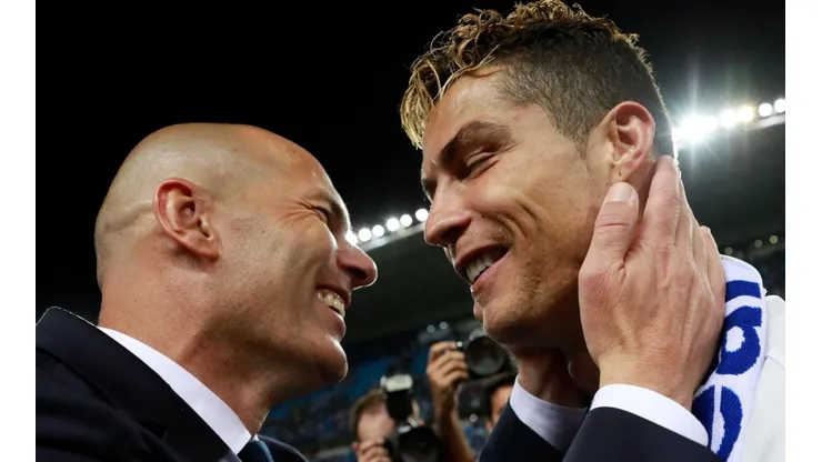 Zinedine Zidane y Cristiano Ronaldo, en comunión tras ganar juntos su segunda Champions.