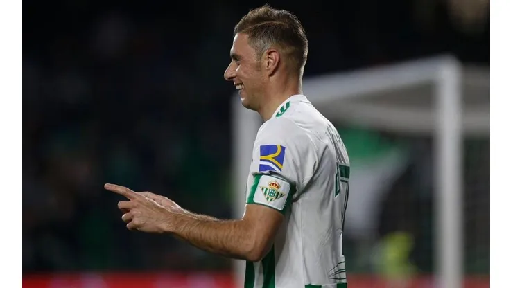 Joaquín celebra un gol con su Betis.