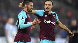 Lanzini celebra uno de sus goles ante el Huddersfield.