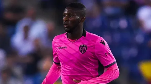 NO AL RACISMO.Lerma, con la camiseta alternativa del Levante.