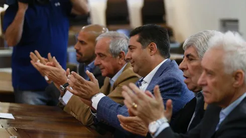 ES PARA APLAUDIR. ¡Son muy graciosos, muchachos!