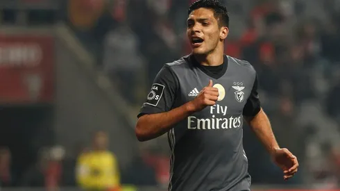 VOLVIÓ AL GOL. Raúl Jiménez en el triunfo del Benfica sobre el Braga.