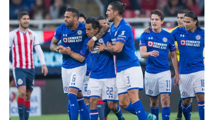 CONTUNDENCIA. Los cementeros fueron superiores en el complemento y no perdonaron. (Foto: Mexsport).
