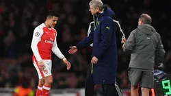 ¿EL FIN? Alexis sale reemplazado en un partido de Champions. ¿Serán las últimas horas de Wenger dirigiendo al chileno?