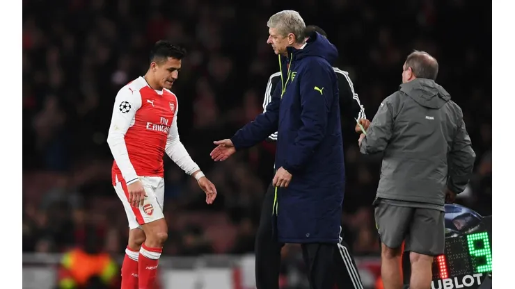 ¿EL FIN? Alexis sale reemplazado en un partido de Champions. ¿Serán las últimas horas de Wenger dirigiendo al chileno?