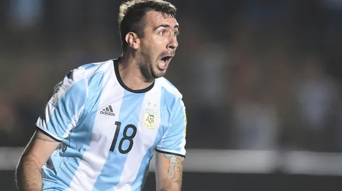 Lucas Pratto con la camiseta de Argentina.