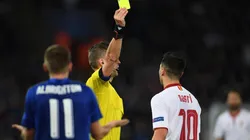 AMONESTADO. Nasri contra el Leicester City por la Champions League (Foto: Getty).