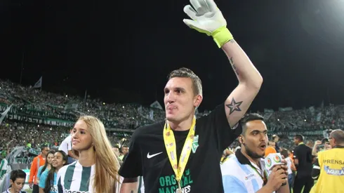 ÍDOLO. Franco Armani durante los festejos de la Liga Águila II 2015 (Foto: Getty).