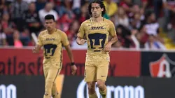 Matías Britos con la piel de Pumas
