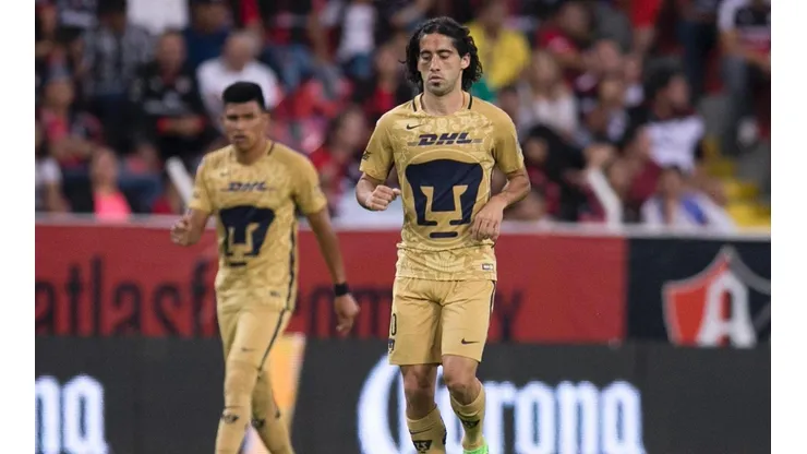 Matías Britos con la piel de Pumas