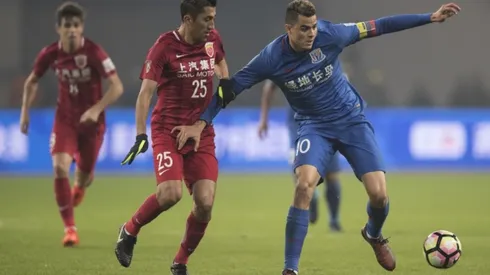 DUDAS. ¿Regresará al cuadro Verdolaga o su futuro es seguir en el fútbol de la China? (FOTO: Getty)