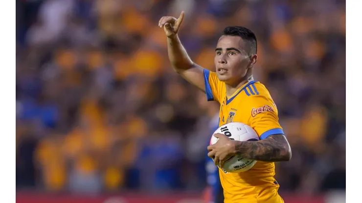 Lucas Zelarayán con los colores de Tigres.