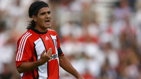 SIN VOS ME ABURRO. Ortega y otro tatuaje para que los hinchas de River lo amen hasta el final de nuestros días.