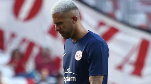 SIN MINUTOS. En Turquía, Menéz no fue titular y estuvo lejos de su mejor versión.