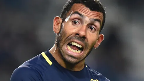Carlos Tevez defendiendo la camiseta de Boca.