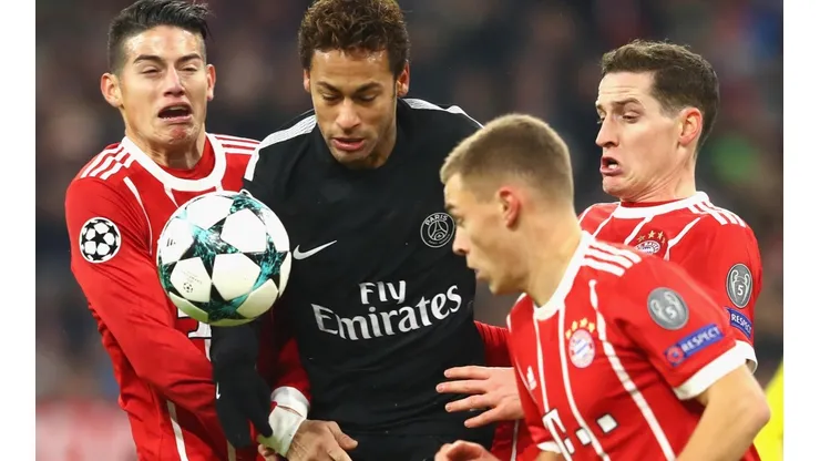 Neymar enfrentando al Bayern Munich.