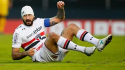 Lucas Pratto con la camiseta de San Pablo.