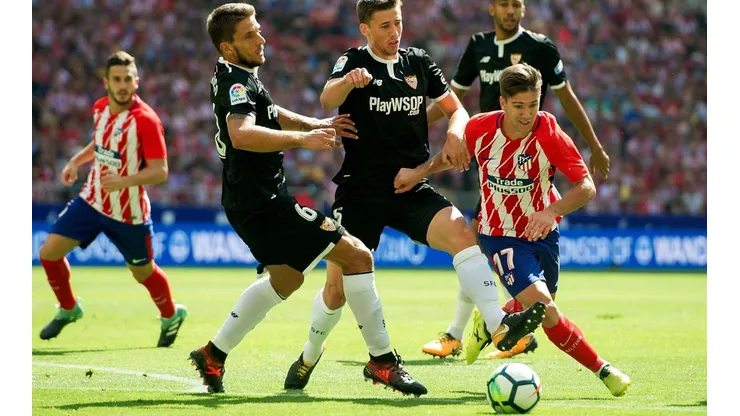 Vietto con la camiseta de Atlético Madrid.