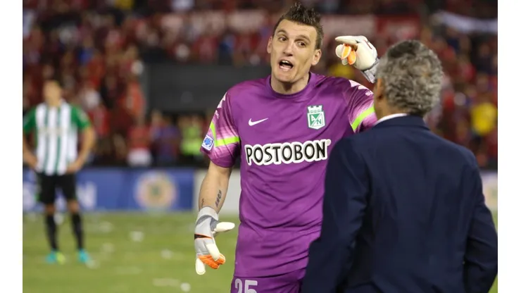 Franco Armani con la camiseta de Atlético Nacional.