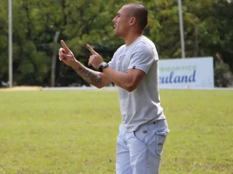 Ex futbolista Vladimir Marín dirigirá la Selección Paraguay femenina