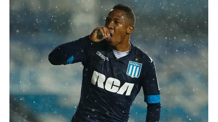 Los hinchas de Racing no quieren saber nada con la salida de Ibargüen