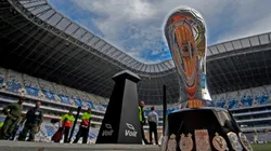 Todos los equipos sueñan con el anhelado trofeo.