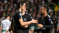 Cavani y Neymar, juntos en el campo de juego.