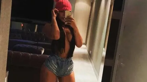 Suzy Cortez a meta selfie