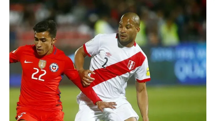 El cuadro 'rojiblanco' refuerza su defensa con un internacional peruano (FOTO: Getty)