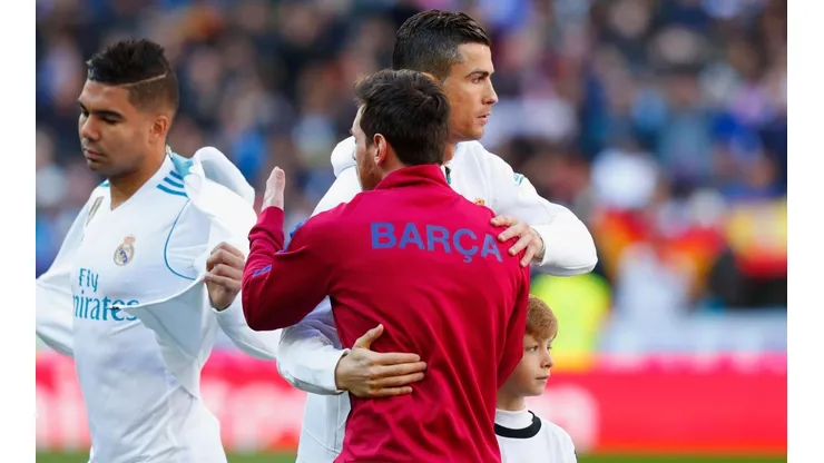 Cristiano junto a Messi en la previa del clásico.