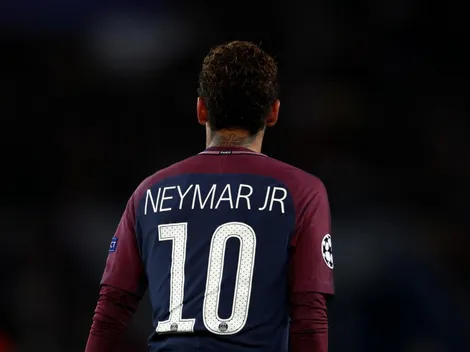 ¡Pero que viva el amor! Neymar le comió la boca Bruna