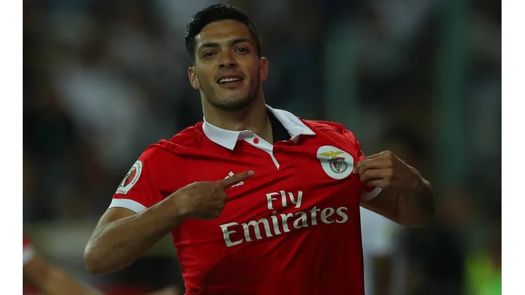 GOLEADOR DE CALIDAD. Raúl Jiménez ha demostrado ser de los mejores centrodelanteros de la Primeira Liga.