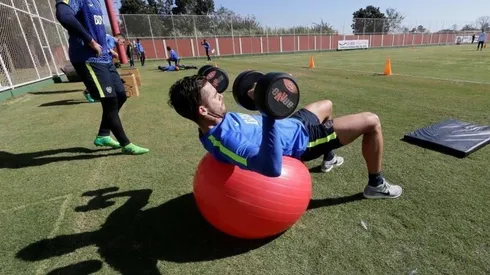 Fernando Gago trabaja a destejo.
