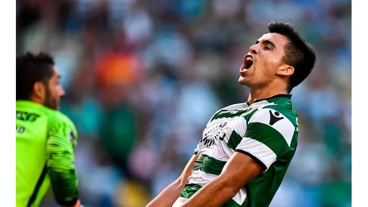 MUCHO PICANTE. Acuña casi se pelea en el medio del partido con el portugués.