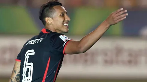 Entre 2012 y 2015, Canchita vistió los colores de Universitario.