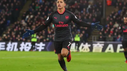 EL GOLEADOR. Alexis Sánchez fue la figura del encuentro contra el Crystal Palace (Foto: Getty).