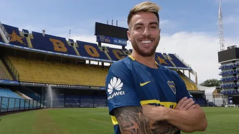 Buffarini con la Bombonera de fondo.