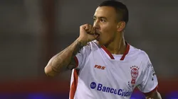 ¡POBRE KAKU! Al volante de Huracán sus compañeros lo vuelven loco.