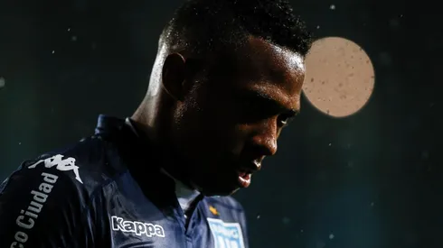 DECEPCIÓN. Ibargüen en el partido ante Temperley. Había llegado al club en julio como el refuerzo estrella pero no estuvo a la altura de las expectativas.