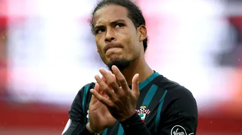 Los gigantes europeos se pelean por Van Dijk.