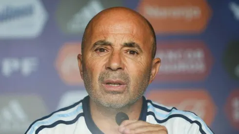 Sampaoli, en problemas. Ofendió a un agente de tránsito y se arrepintió.