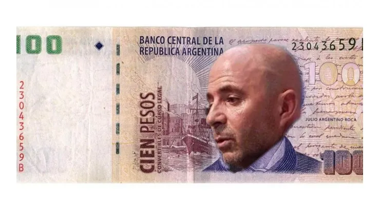"EL BILLETE DE SAMPAOLI". En Twitter, los memes cargan contra el DT de la Argentina.