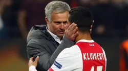 José Mourinho y Justin Kluivert se cruzaron en la final de la Europa League.