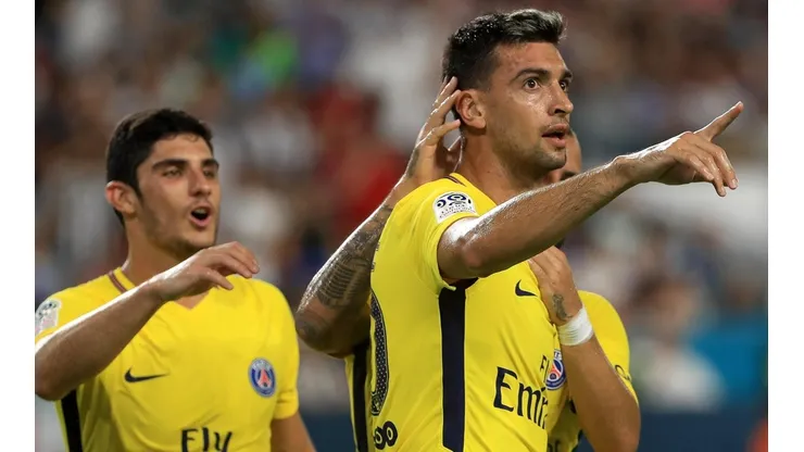 Los aficionados del PSG son los únicos que dan pelea por la continuidad de Pastore.