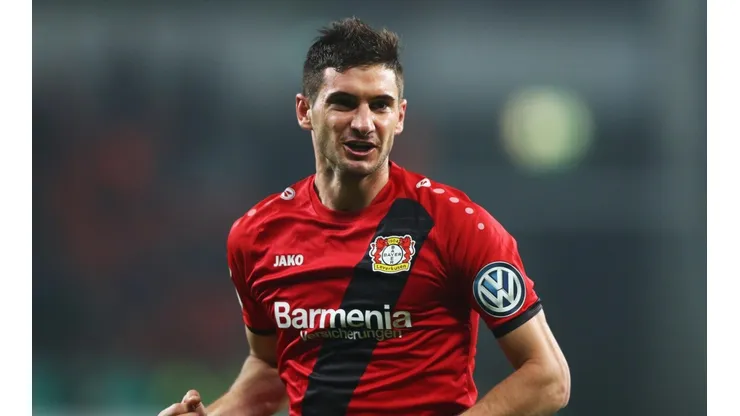 Lucas Alario en Bayer Leverkusen.