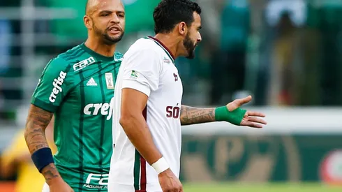 Felipe Melo intimidando a un rival. Todo muy él.