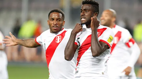 El defensor se consagró campeón con Emelec en Ecuador.